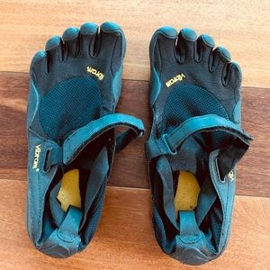 Vibram Fivefingers KSO Black and Yellow